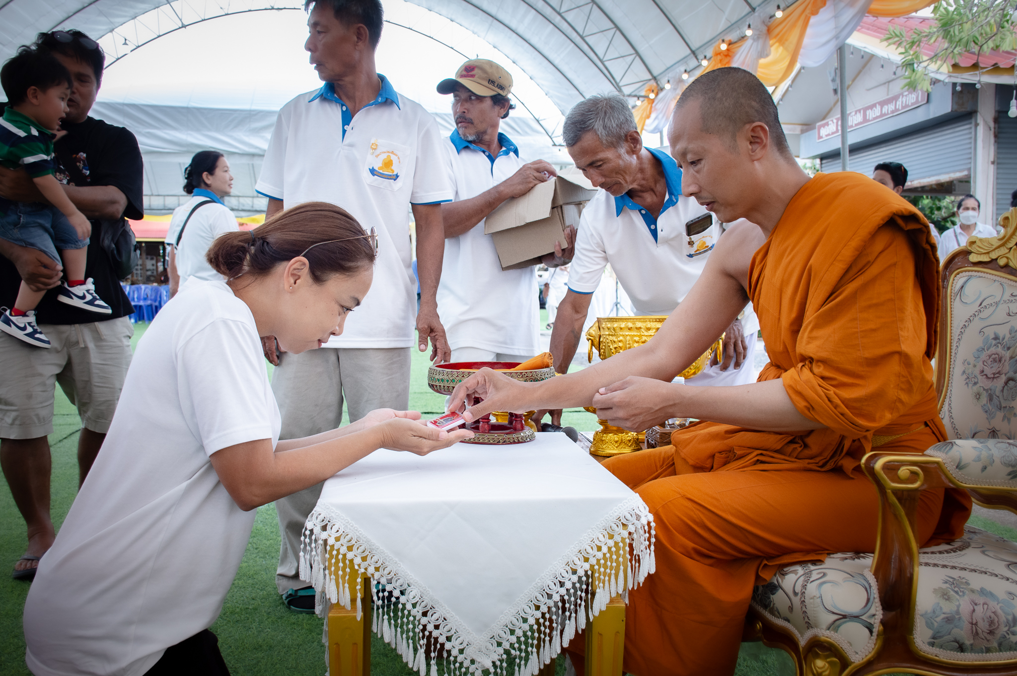 บรรยากาศงานสมโภชหลวงพ่อปาน